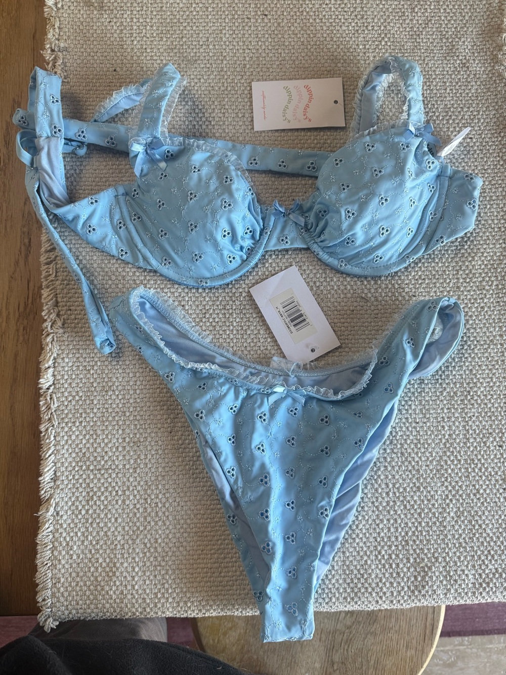 NWT Dippin’ Daisy Cheeky Baby Blue Embroidered Bikini w/ Bows - Size Medium